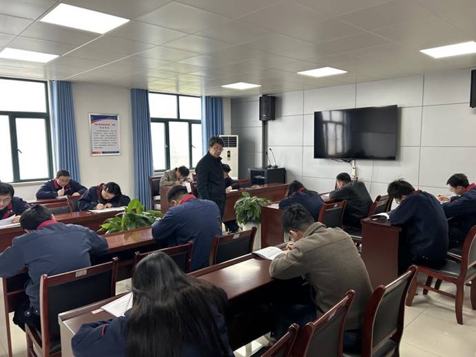 建材公司、檢測公司聯合開展管理人員業務提升考試